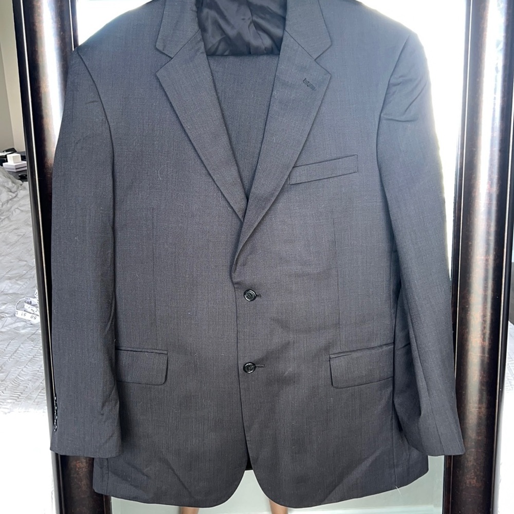 Men's Suit Jos A. Bank